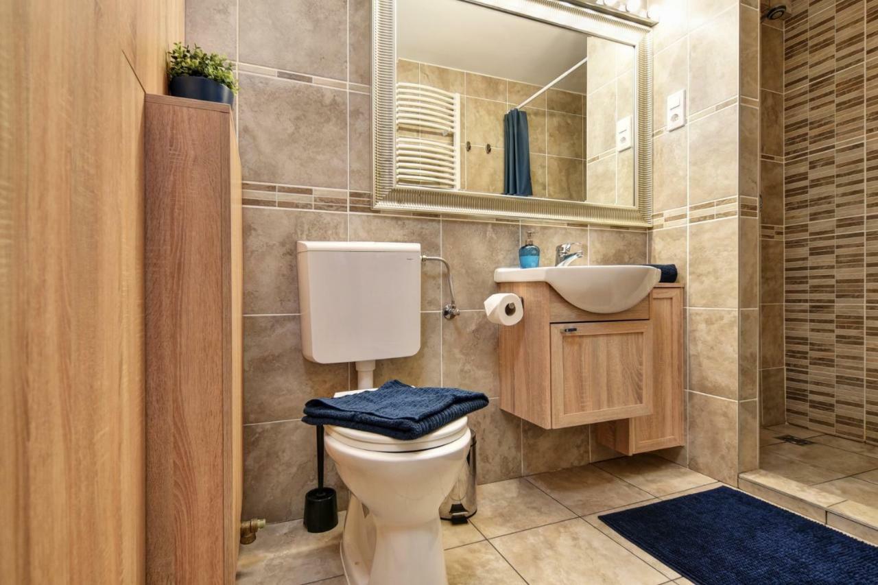 Center Businessclass Apartment Budapest Ngoại thất bức ảnh